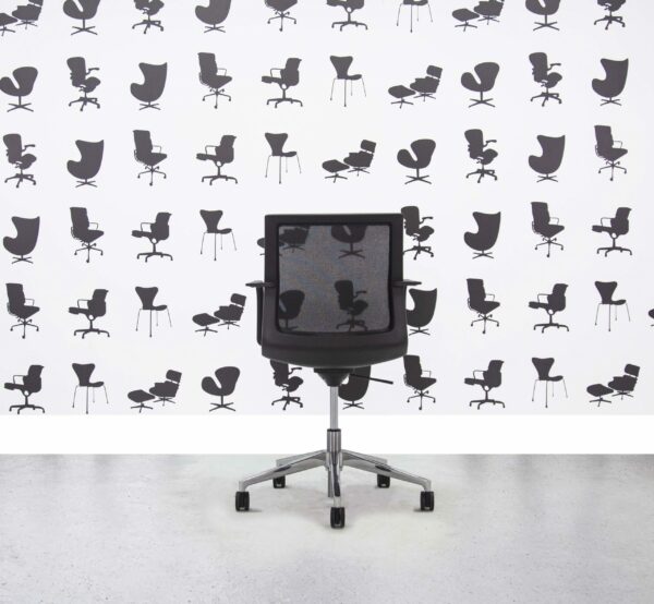 Refurbished Orangebox WD LWA Meeting Chair - Black Mesh and Seat - Corporate Spec 3
