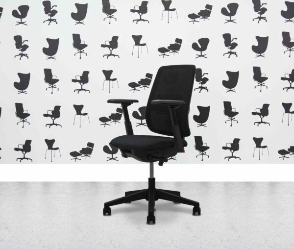 Refurbished Haworth Lively 3D with Lumbar Support - Black - Corporate Spec 1