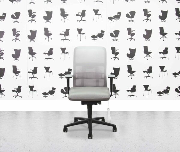 refurbished wilkhahn task chair at mesh grey mesh and leather seat