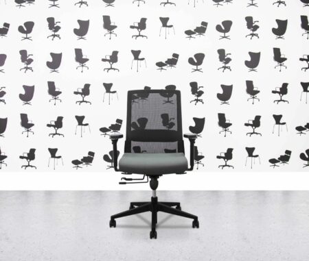 refurbished mobili nero task chair grey seat black mesh back