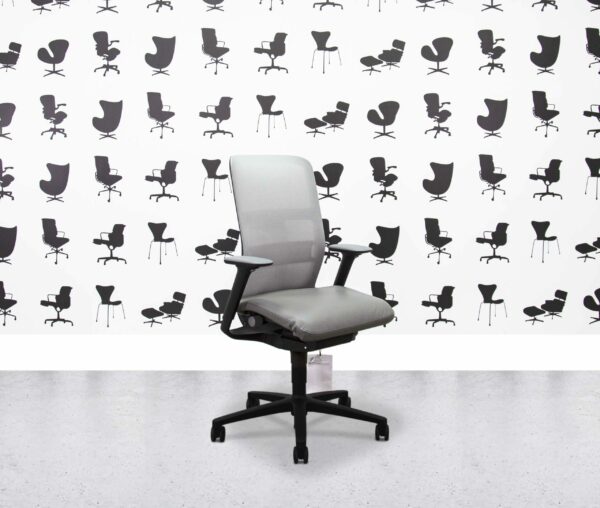 refurbished wilkhahn task chair at mesh grey mesh and leather seat