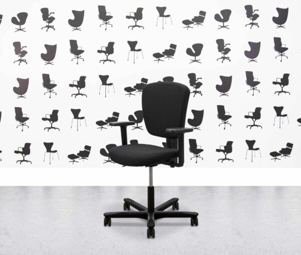 refurbished efg teamspirit task chair black