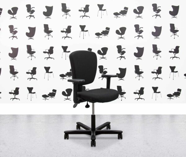 refurbished efg teamspirit task chair black