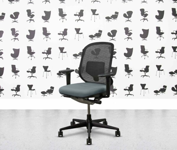 refurbished vitra medapal mesh back black frame paseo