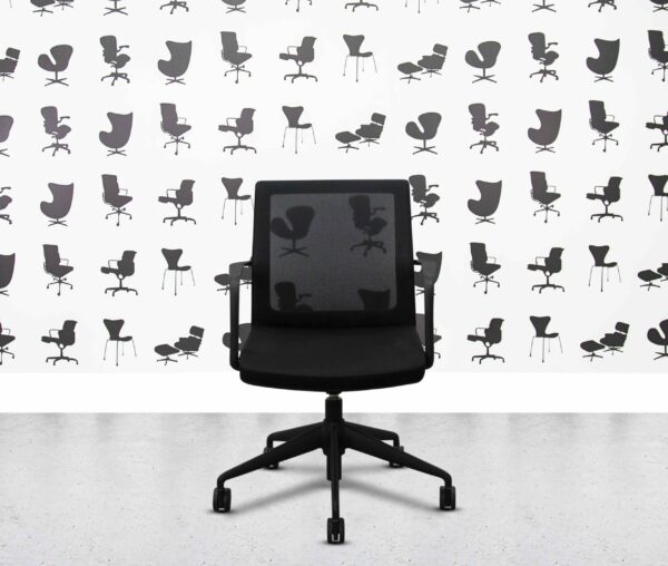 refurbished orangebox wd lwa meeting chair all black