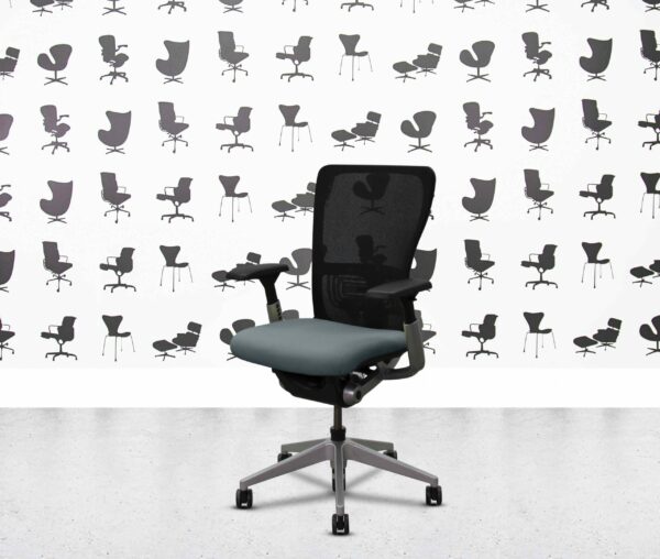 refurbished haworth zody desk chair full spec painted frame 4d arms paseo
