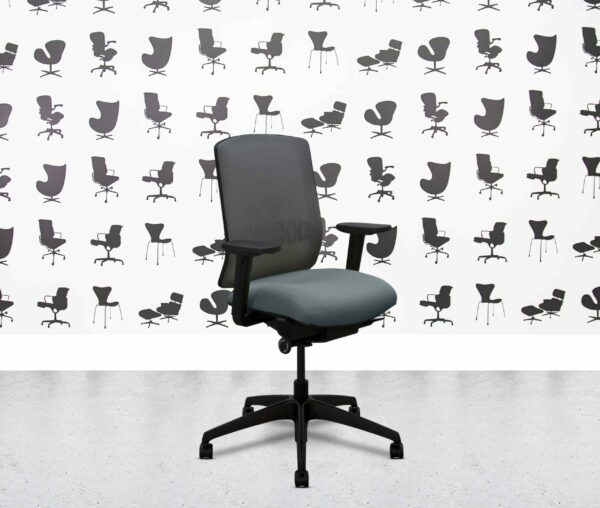 refurbished boss vite mesh back black frame 3d arms olympic