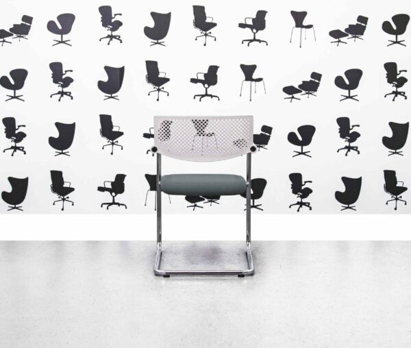 refurbished vitra visavis 2 meeting chair white plastic back blizzard (copy)