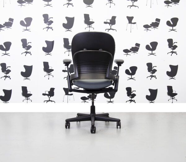 refurbished steelcase leap v1