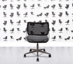 Refurbished Steelcase QiVi - Grey Frame - Black Leather3