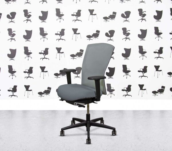 Refurbished Kinnarps Mento - Grey Mesh Back - Black Frame - Multi Colour - paseo