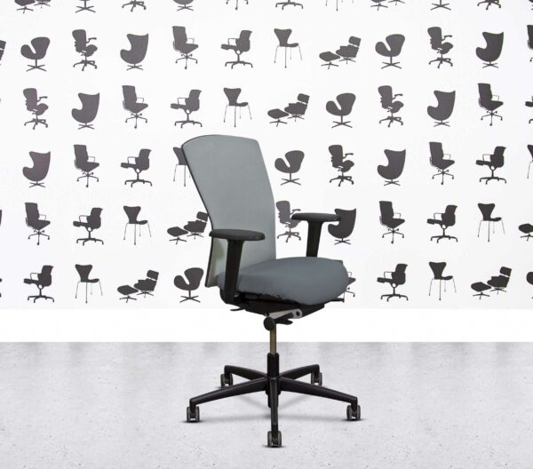 Refurbished Kinnarps Mento - Grey Mesh Back - Black Frame - Multi Colour - paseo