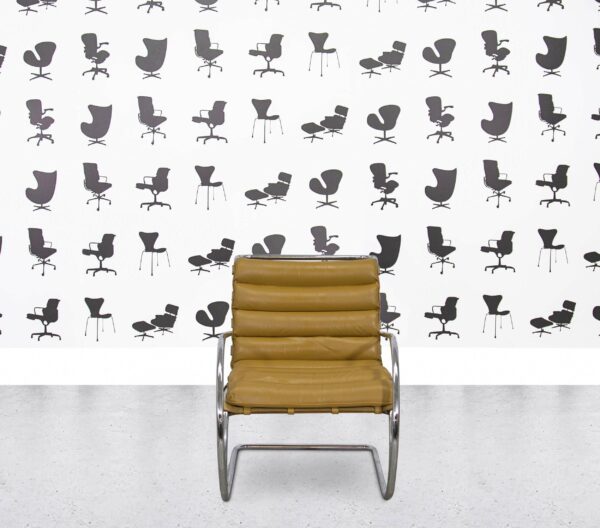 Refurbished Walter Knoll MR Lounge Chair - Honey Leather