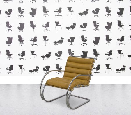 Refurbished Walter Knoll MR Lounge Chair - Honey Leather