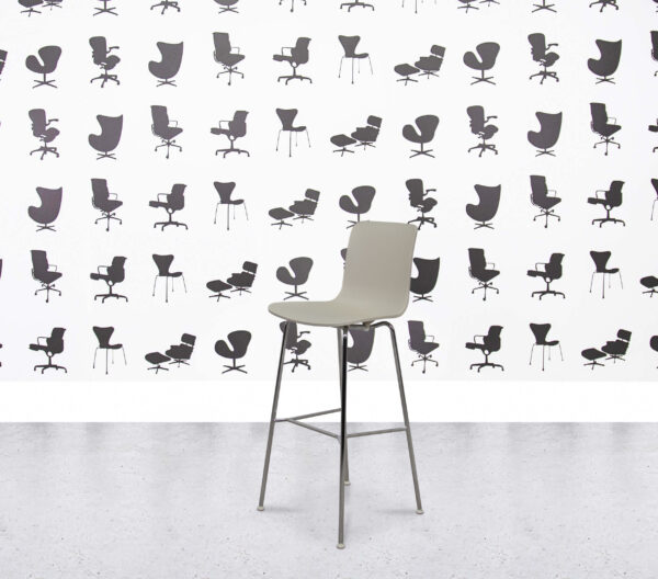 Refurbished Vitra HAL Stool High - White Shell