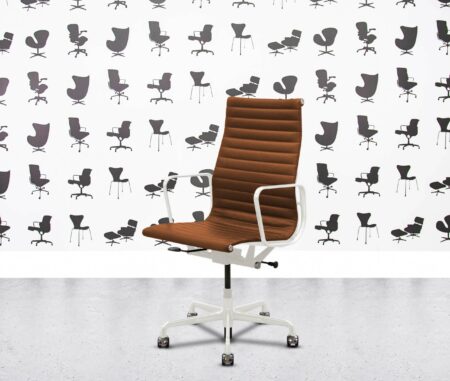 Refurbished Herman Miller Charles Eames EA337 - White Frame - Ledge Leather