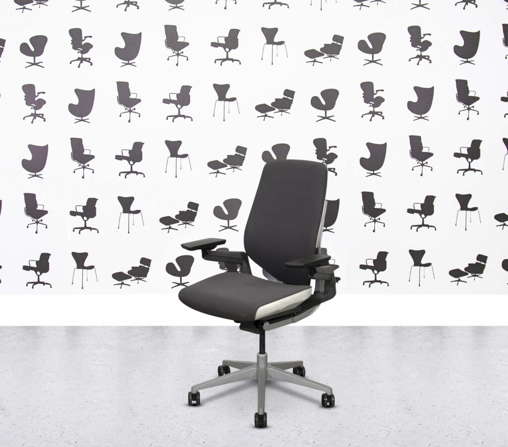 Refurbished Steelcase Gesture - Polished Aluminium - Black and Cream Fabric