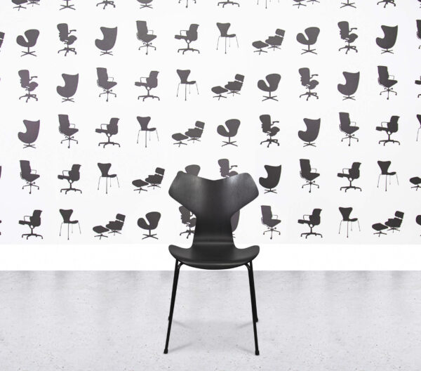Refurbished Fritz Hansen Grand Prix 3130 Stacking Chair - Black