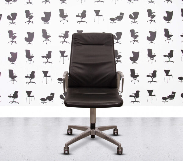Refurbished Interstuhl Vintage IS5 Conference Chair - Black Leather
